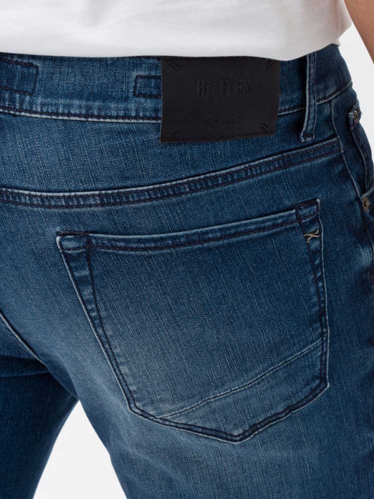40% OFF - BRAX Chuck Hi-Flex Denim Jeans - Mens - Vintage Blue - Sizes: 32 REG & 44 LONG