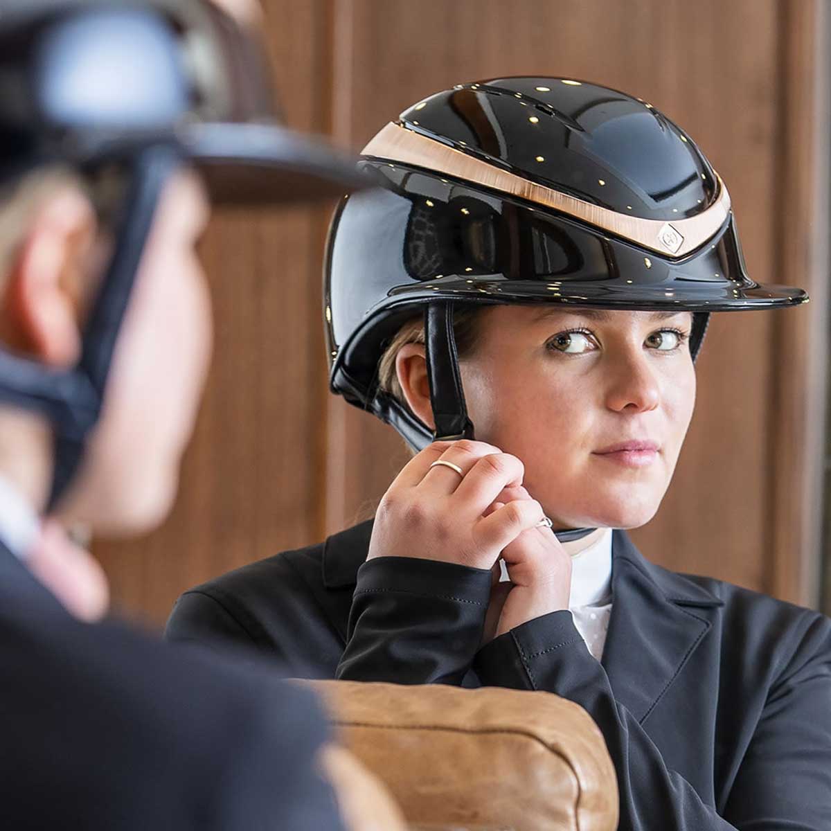 CHARLES OWEN Halo Riding Hat - Gloss Black & Rose Gold