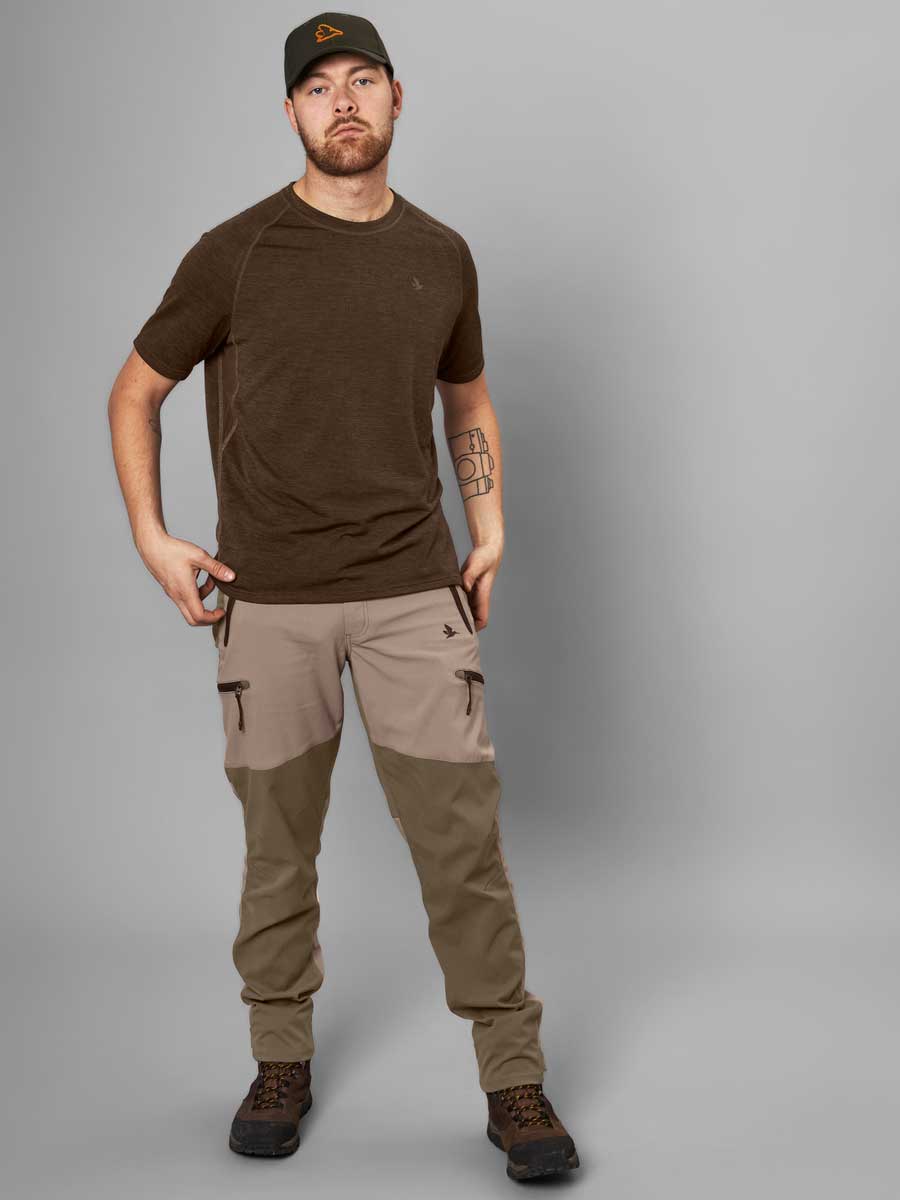 SEELAND Active Short Sleeve T-shirt - Mens - Demitasse Brown Seeland