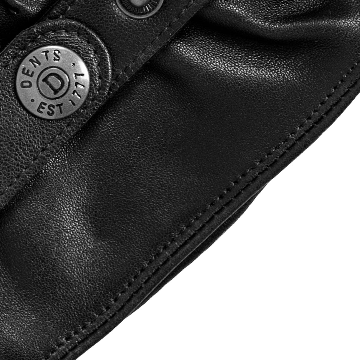 DENTS Hadleigh men’s handsewn lined leather gloves in black – cuff detail