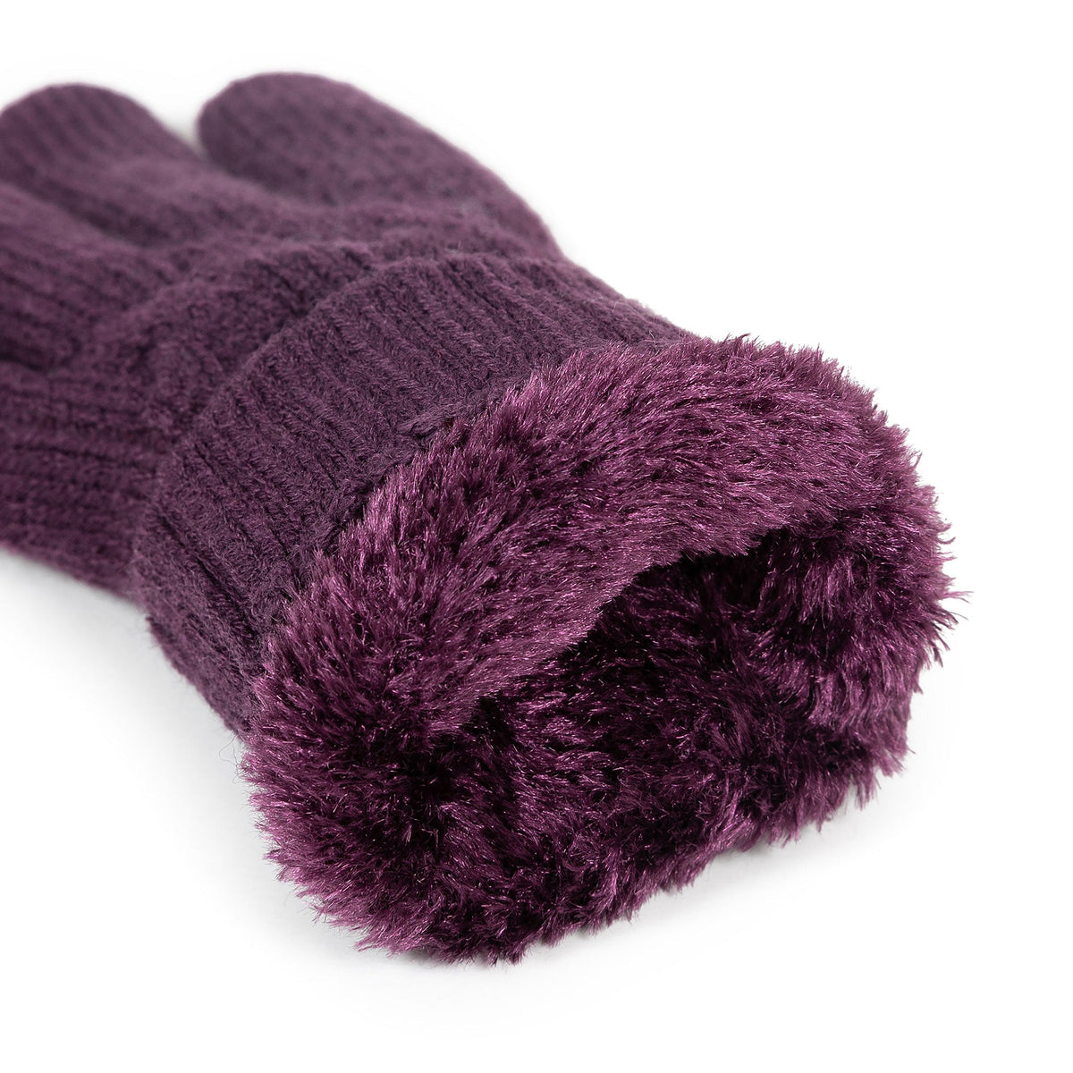 Women's cable knit gloves in purple, cuff.