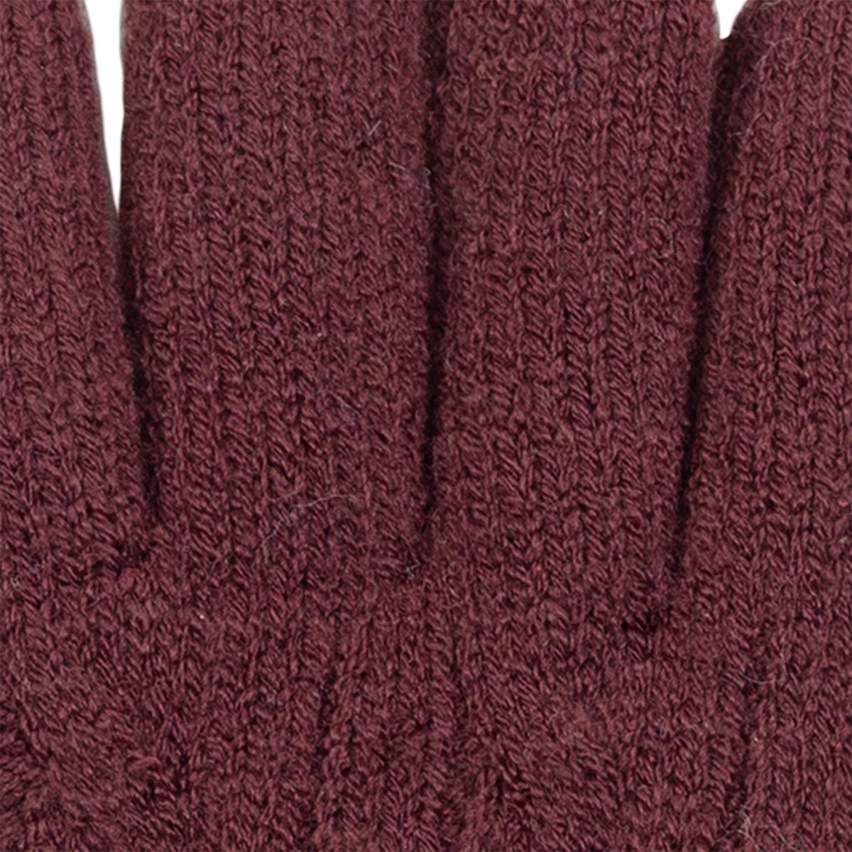 Women's cable knit gloves in burgundy, fingers close up. 