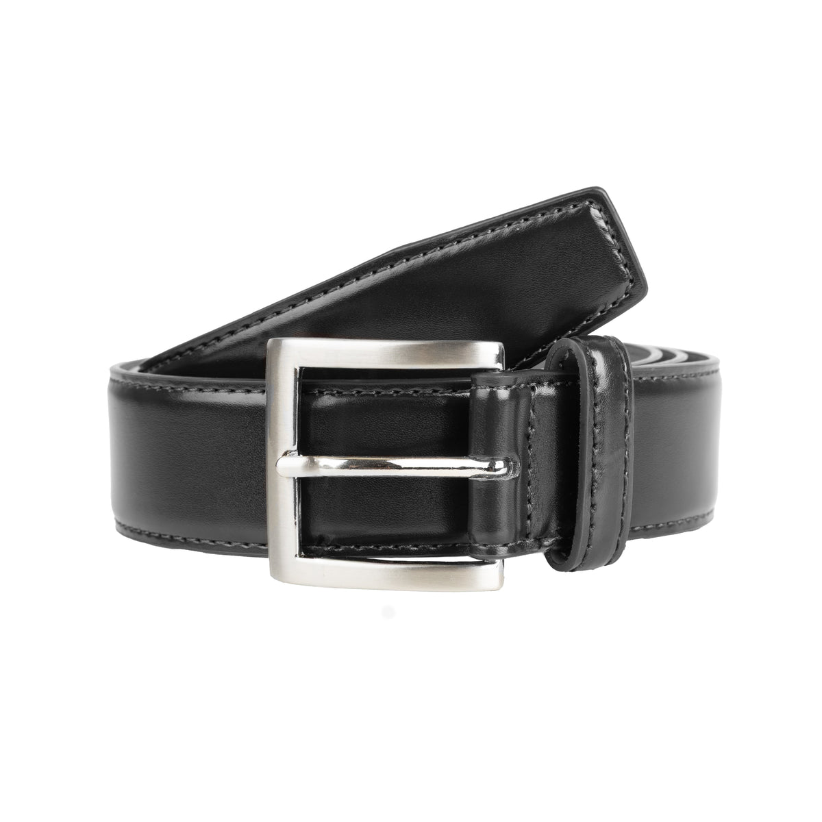 Men's contrast lined leather belt with satin nickel buckle in black.