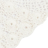Women's cotton crochet gloves in ecru - close up on the edge of the cuff