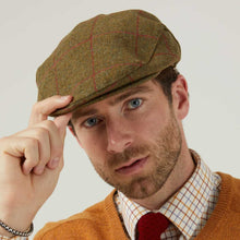 Load image into Gallery viewer, ALAN PAINE Combrook Mens Tweed Flat Cap - Sage
