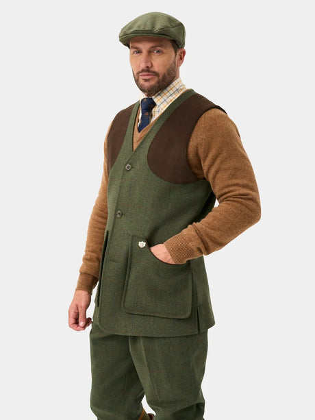 ALAN PAINE Combrook Mens Shooting Waistcoat - Mariner – front on model.