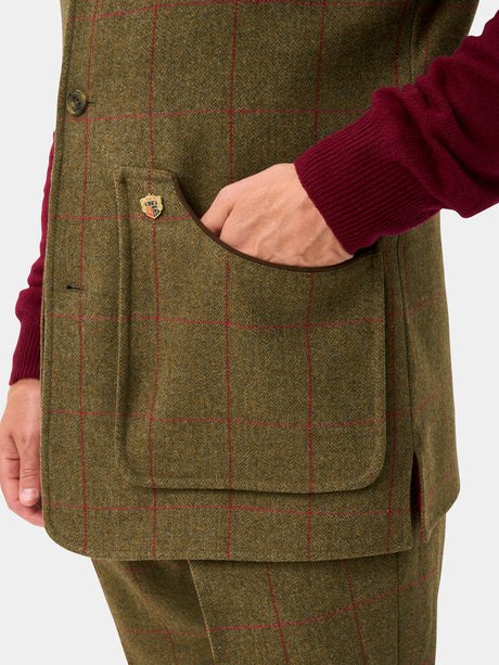 Alan Paine Combrook Mens Shooting Waistcoat - Sage – pocket detail view.