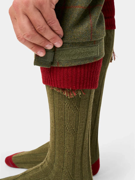 ALAN PAINE Combrook Mens Tweed Shooting Breeks - Reed – hem adjuster detail.