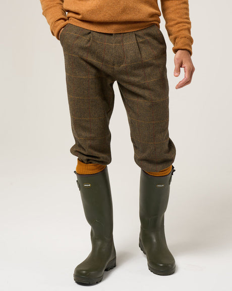 Alan Paine Combrook Mens Tweed Shooting Breeks - Teak – front view.