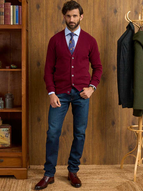 ALAN PAINE Cornwall Lambswool V-Neck Classic Fit Cardigan - Mens - Bordeaux