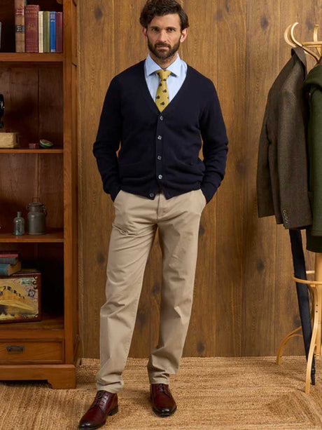 ALAN PAINE Cornwall Lambswool V-Neck Classic Fit Cardigan - Mens - Navy
