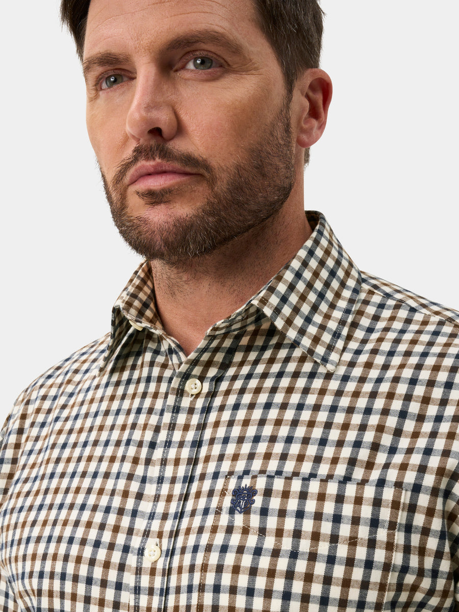 ALAN PAINE Ilkley Mens Country Check Shooting Shirt - Blue & Brown – collar detail.
