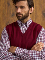 ALAN PAINE Norfolk Lambswool V-Neck Classic Fit Slipover - Mens - Bordeaux