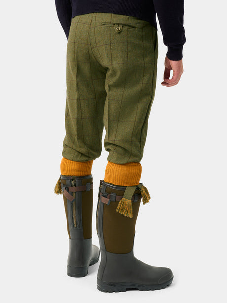 Alan Paine Rutland men's shooting breeks in Lichen, back view on model.