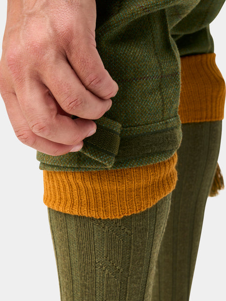 Adjustable hem detail on Alan Paine Rutland men's shooting breeks in Lichen.