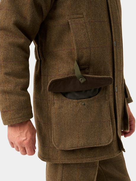 ALAN PAINE Rutland Mens Tweed Waterproof Shooting Coat - Birch – pocket detail.