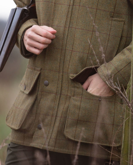 Alan Paine Rutland Mens Waterproof Shooting Coat - Lichen – pocket detail view.