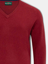 Load image into Gallery viewer, ALAN PAINE Streetly Men&#39;s V Neck Lambswool Jumper - Magma
