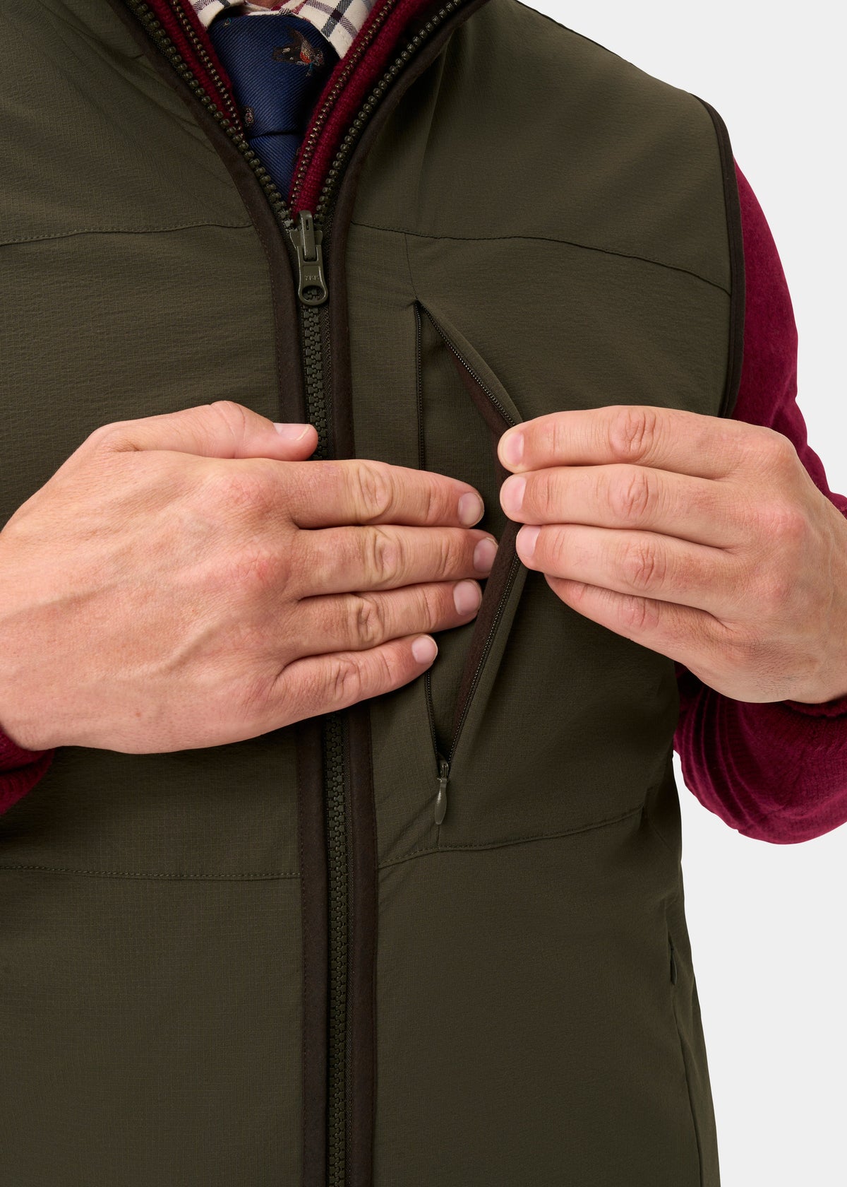 ALAN PAINE Willsden Mens Water Repellent Gilet - Olive