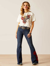 Load image into Gallery viewer, ARIAT Happy Trails Rodeo Quincy T-Shirt - Womens - Vanilla Ice
