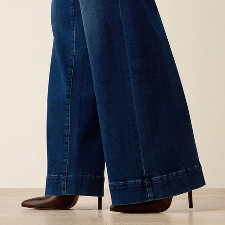 Ariat High Rise Revel Vilma Ultrastretch Wide Leg Jeans in Norwalk, detail view 3