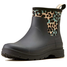 Load image into Gallery viewer, ARIAT Kelmarsh Shortie Rubber Boots - Womens - Black / Leopard Camo
