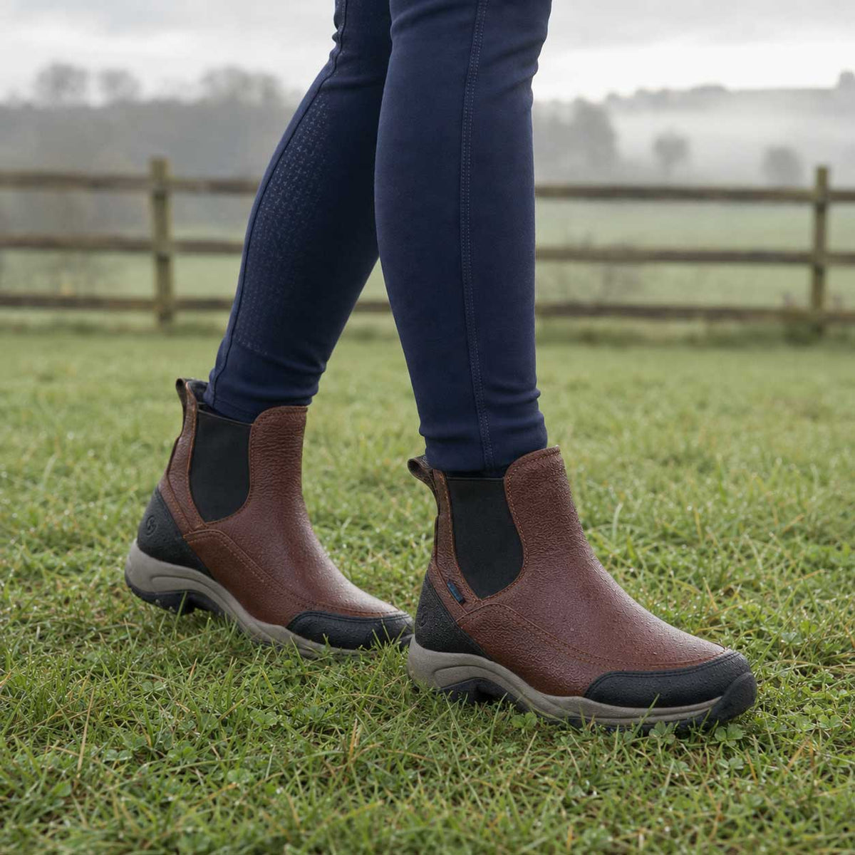 ARIAT Terrain Blaze Waterproof Boots - Womens - Dark Brown