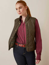 Load image into Gallery viewer, ARIAT Woodside Quilted Gilet - Womens - Earth
