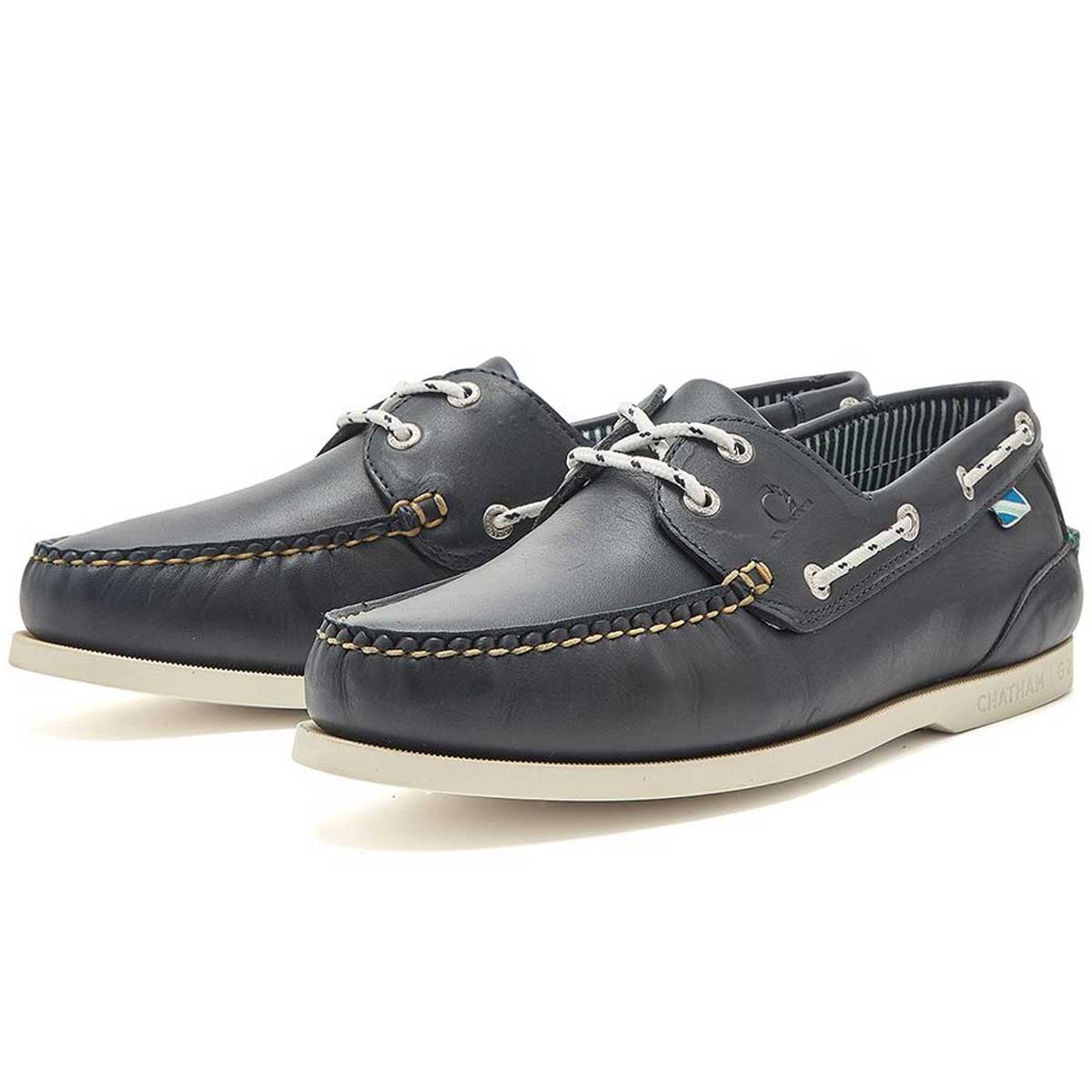 CHATHAM Crew G2 Premium Leather Boat Shoes - Men's - Navy