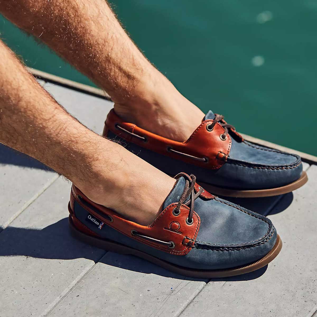 CHATHAM Mens Bermuda II G2 Leather Boat Shoes - Navy/Seahorse