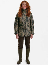 Load image into Gallery viewer, DEERHUNTER Lady Gabby Jacket - Realtree Timber Camo
