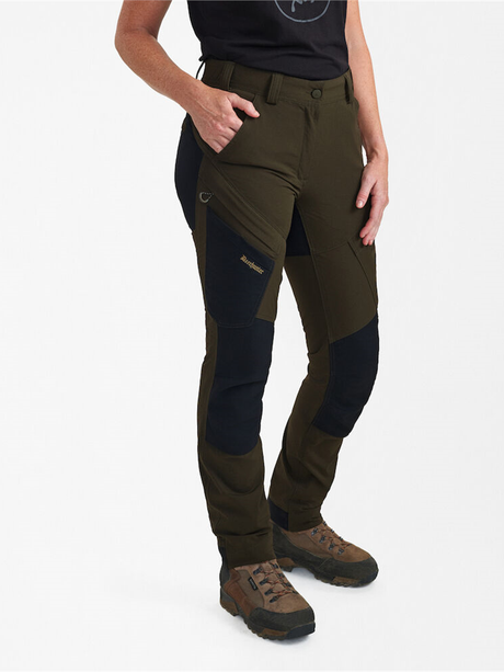 deerhunter lady northward trousers bark green black 04 model front d m f 3120 378999 1 900x1200
