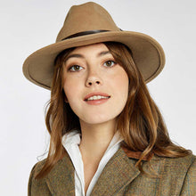 Load image into Gallery viewer, DUBARRY Gallagher Feather Trimmed Felt Fedora Hat - Sand
