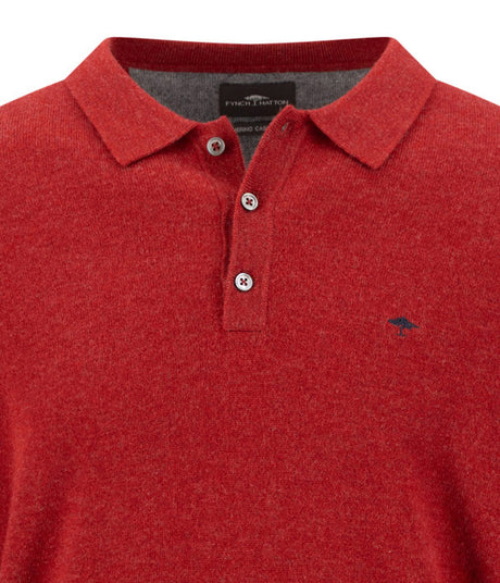 Fynch Hatton men's long sleeve merino cashmere knitted polo in Brick – close-up of the polo collar, buttons and knitted fabric