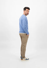 Load image into Gallery viewer, FYNCH HATTON Crew Neck Sweater - Men&#39;s Fine Knit – Crystal Blue
