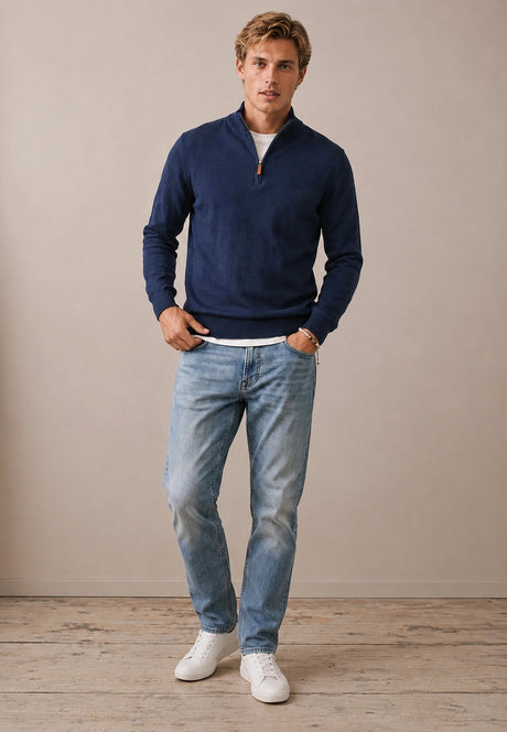 FYNCH HATTON 1/4 Zip Sweater - Men's Fine Knit Air Cotton – Ink Blue - view 3