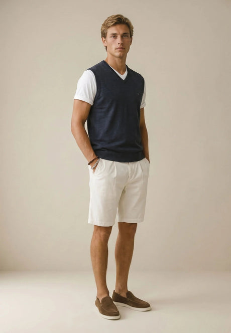 FYNCH HATTON V-Neck Knitted Vest - Men's Fine Cotton – Navy - view 3