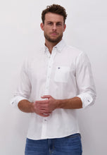 Load image into Gallery viewer, FYNCH HATTON Oxford Shirt - Men&#39;s Soft Cotton – White
