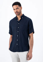 Load image into Gallery viewer, FYNCH HATTON Pure Linen Short-Sleeve Shirt - Men&#39;s – Navy
