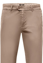 Load image into Gallery viewer, FYNCH HATTON Togo Chino Trousers - Men&#39;s Stretch Cotton – Beige
