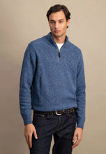 Load image into Gallery viewer, FYNCH HATTON Troyer 1/4 Zip Donegal Knit - Men&#39;s – Cloud Blue
