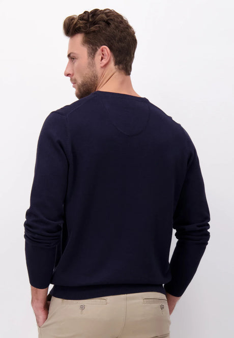 FYNCH HATTON V-Neck Sweater - Men's Fine Knit – Navy Fynch Hatton