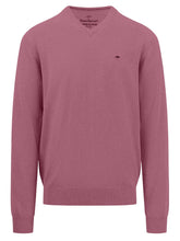 Load image into Gallery viewer, FYNCH HATTON V-Neck Sweater - Men&#39;s Fine Knit – Pale Blush Fynch Hatton
