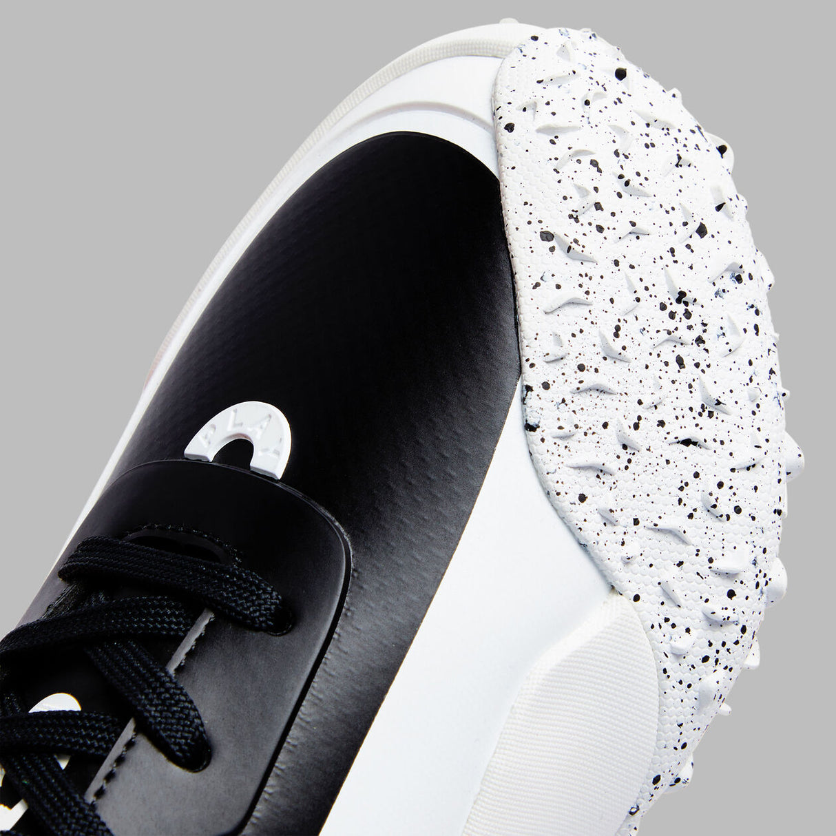 G/FORE G18 Men’s Golf Shoes – Waterproof & Lightweight - Onyx / Snow