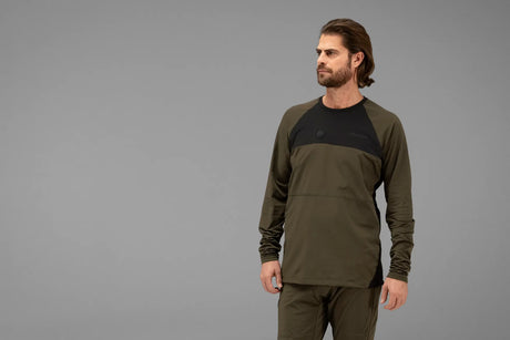 HARKILA Heat USB-C L/S T-Shirt - Mens - Willow Green & Black
