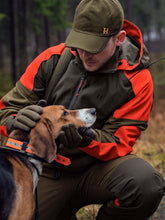 Load image into Gallery viewer, HARKILA Pro Hunter Dog Keeper GTX Jacket - Mens - Willow green &amp; Orange
