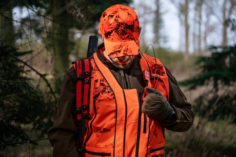 HARKILA Wildboar Pro Blaze Waistcoat - Mens - AXIS MSP Orange Camo