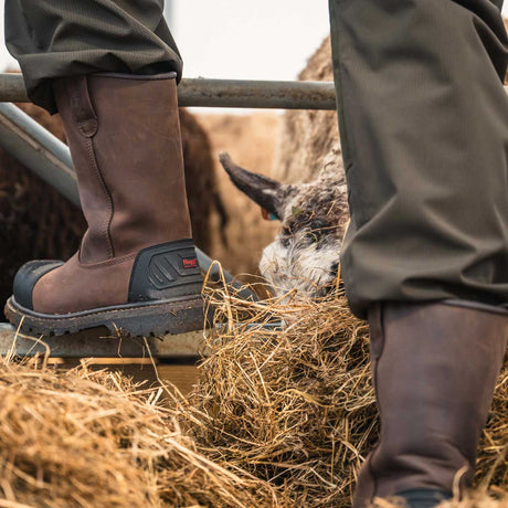 HOGGS OF FIFE Thor Safety Rigger Boots - Mens - Waxy Brown