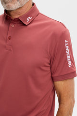 J.LINDEBERG Tour Tech Golf Polo Shirt – Men’s – Apple Butter