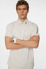 J.LINDEBERG Tour Tech Golf Polo Shirt – Men’s – Moonbeam